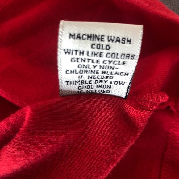 2 a Tee red sleeveless tank top - Picture 7 of 7